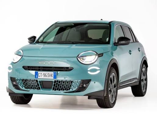 FIAT  600